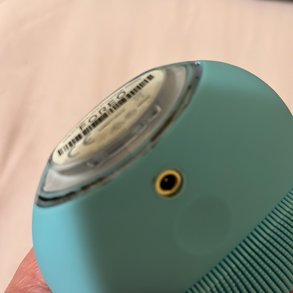 FOREO Luna Mini 3! - Picture 2 of 7